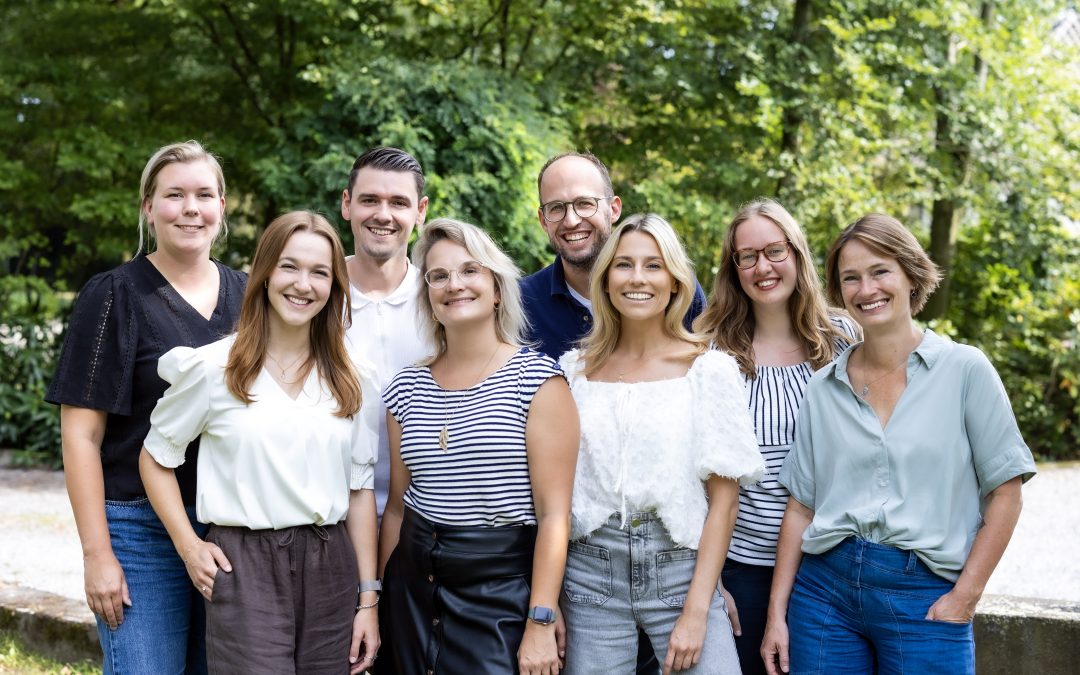 Kies je voor een eenpitter of een groter tekstbureau?