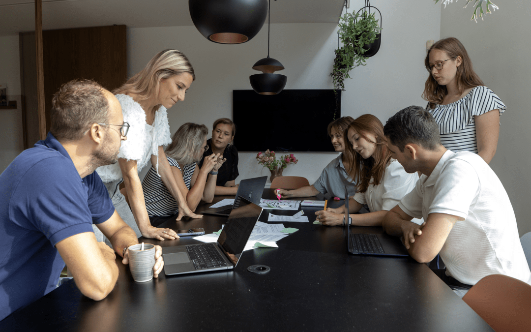 Teamuitje interviewen: leer je collega’s kennen op een verrassende manier